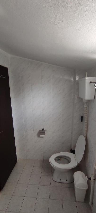 Apartmani Jovanovic Luštica Eksteriør bilde