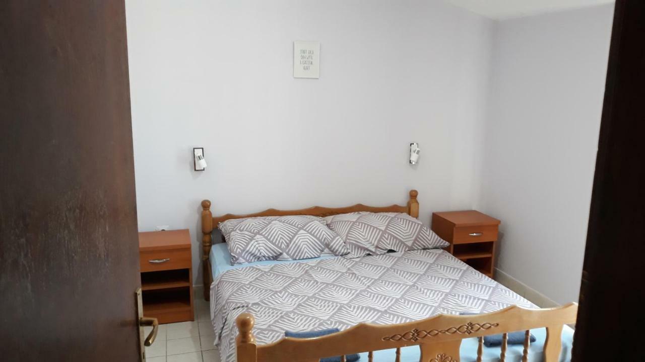 Apartmani Jovanovic Luštica Eksteriør bilde